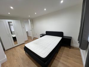 Photo 14- click for photo gallery